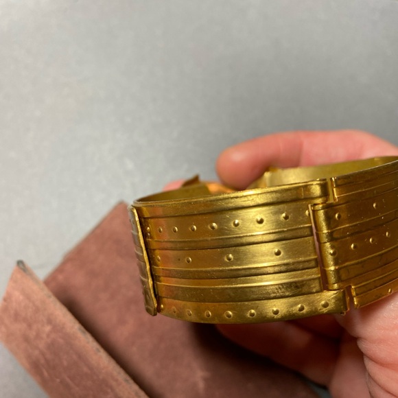 Vintage 1930s metal bow clasp bracelet bangle - Picture 3 of 7